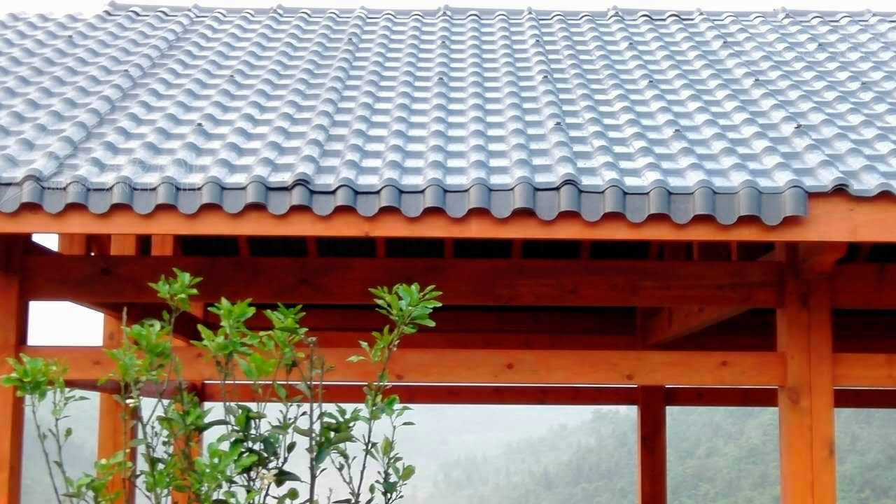 武漢用合成樹(shù)脂瓦在屋頂露臺(tái)上搭建亭子可以起到什么重要的作用？